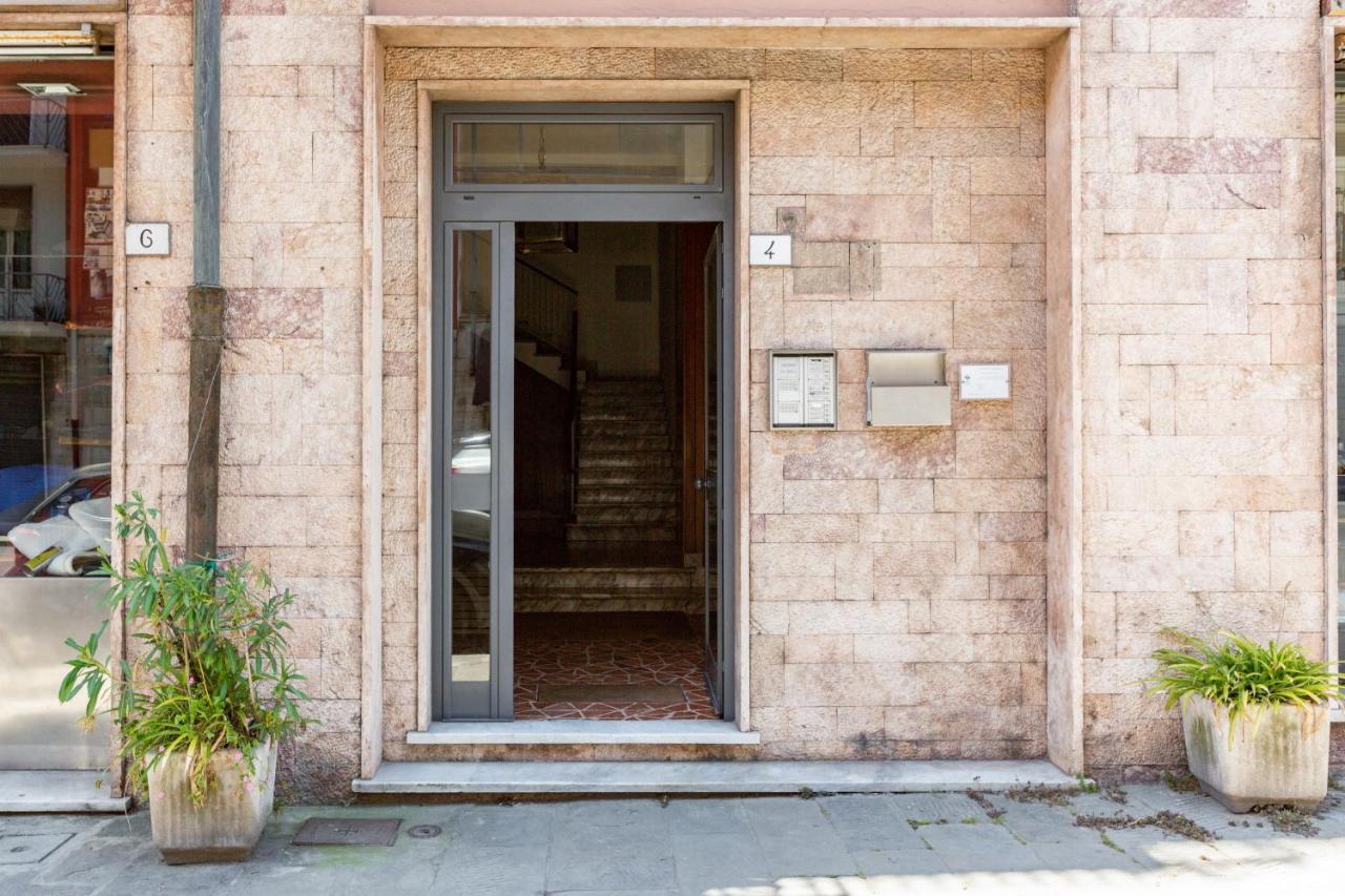 Ponte Solferino Bright & Cozy Apartment ปิซา ภายนอก รูปภาพ